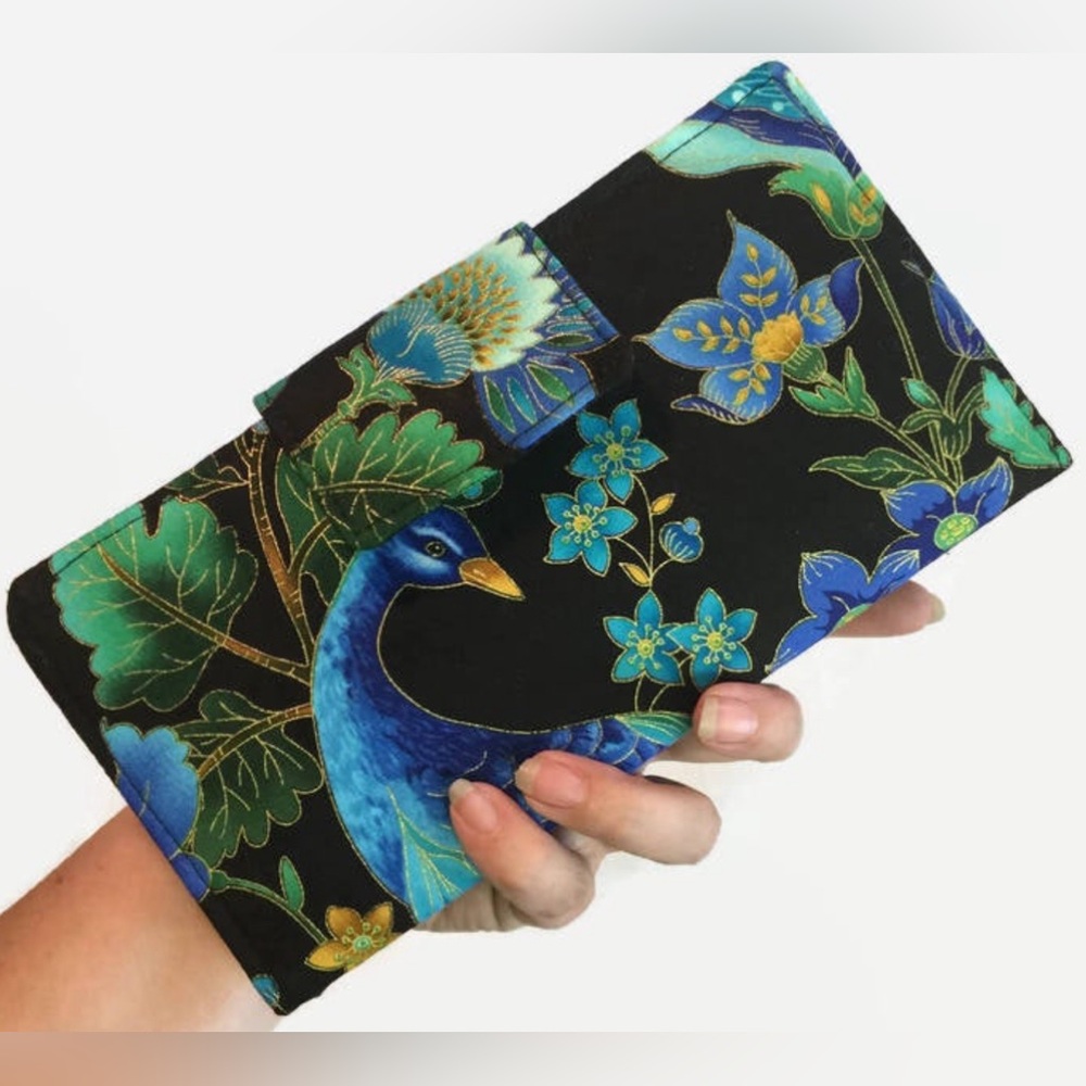 Women’s wallet / Credit card holder / Card organizer in peacock theme